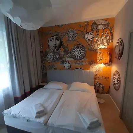 Pomaranczowa Plaza Sopot