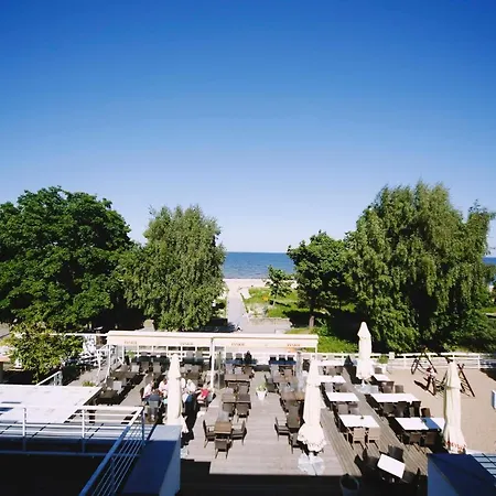 Pomaranczowa Plaza Hotel 3*