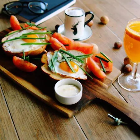 Hotel Pomaranczowa Plaza 3*