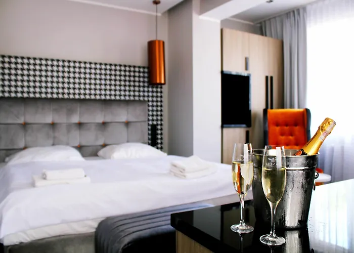 Pomaranczowa Plaza Hotell Sopot