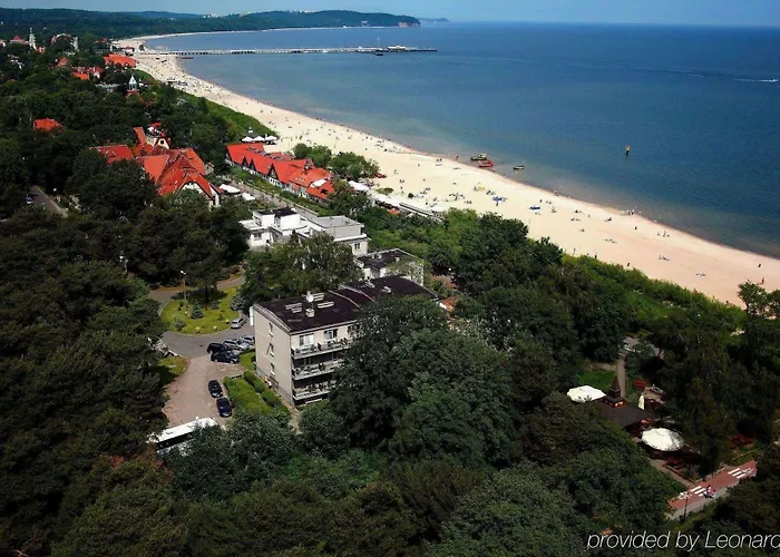 Hotell Pomaranczowa Plaza